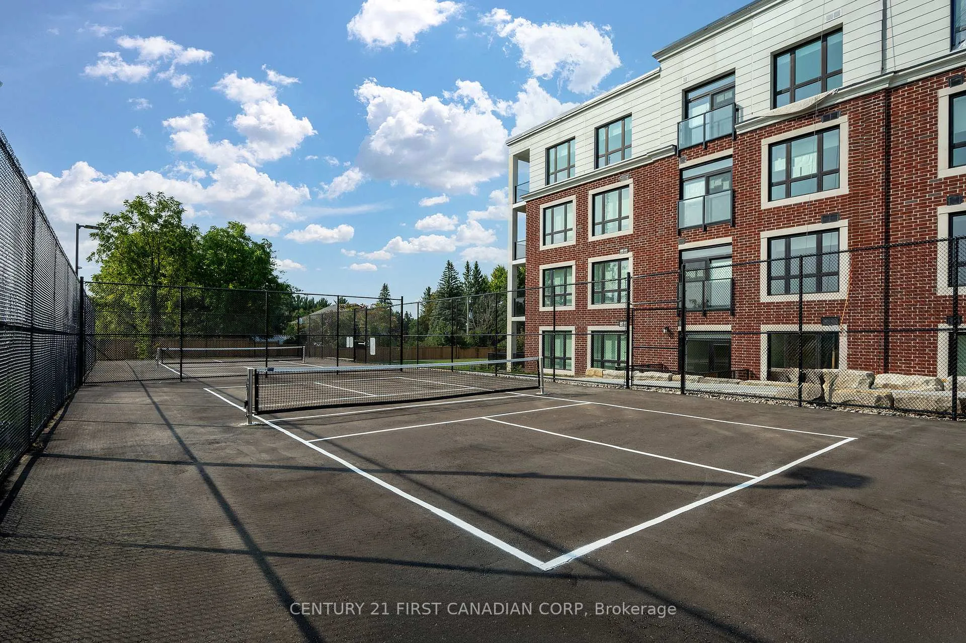 Photo 26 of Unit 302, 1560 Upper West Avenue, London, South B — HOMEH