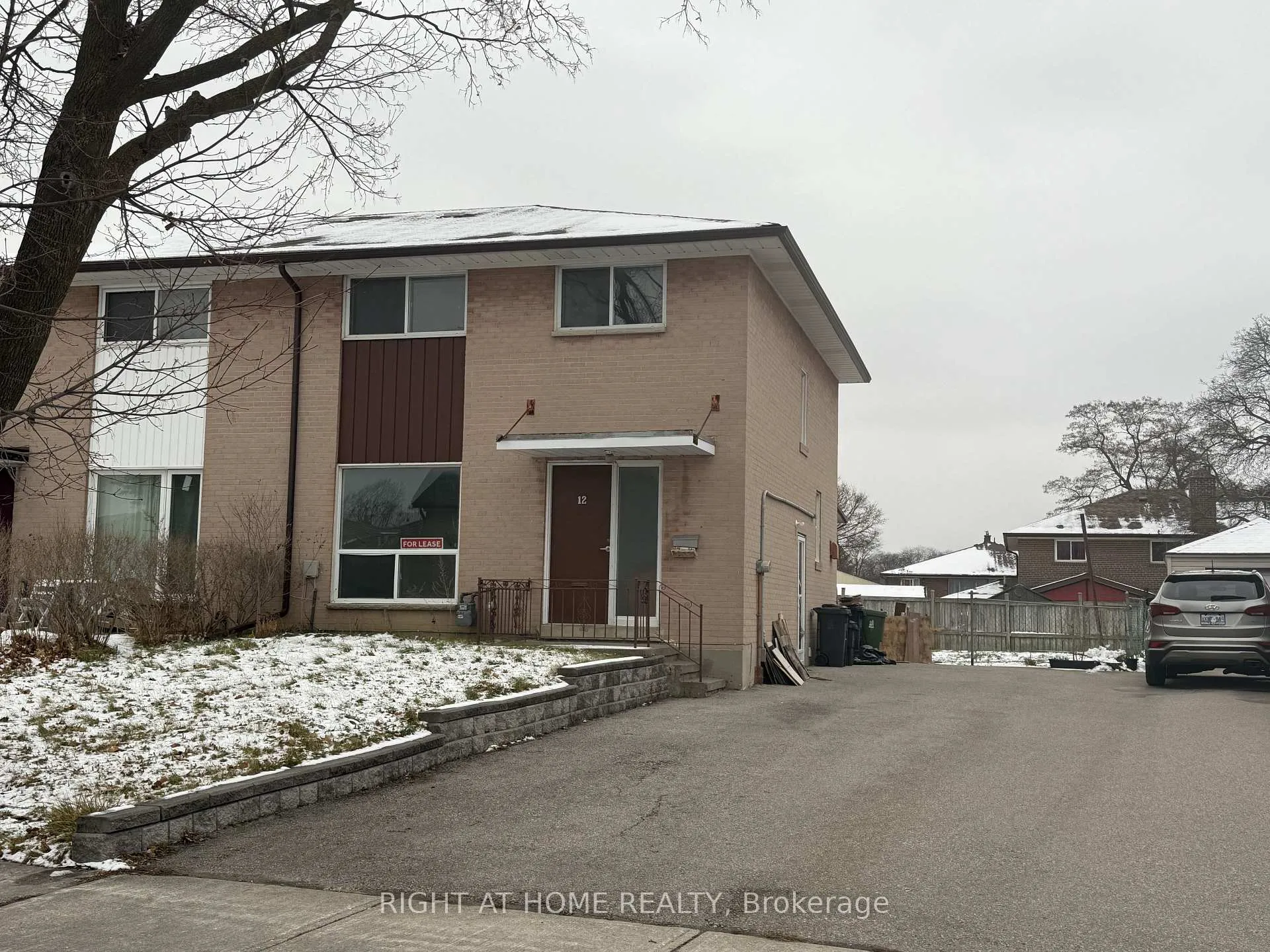 Front of Unit Basement, 12 Felan Crescent