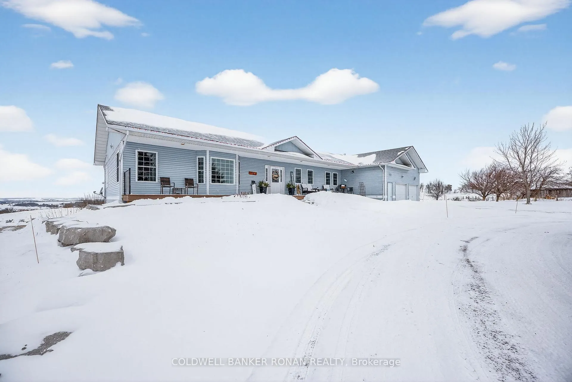 Photo 1 of 4886 15th Side Road, New Tecumseth, Rural New Tecumseth — HOMEH