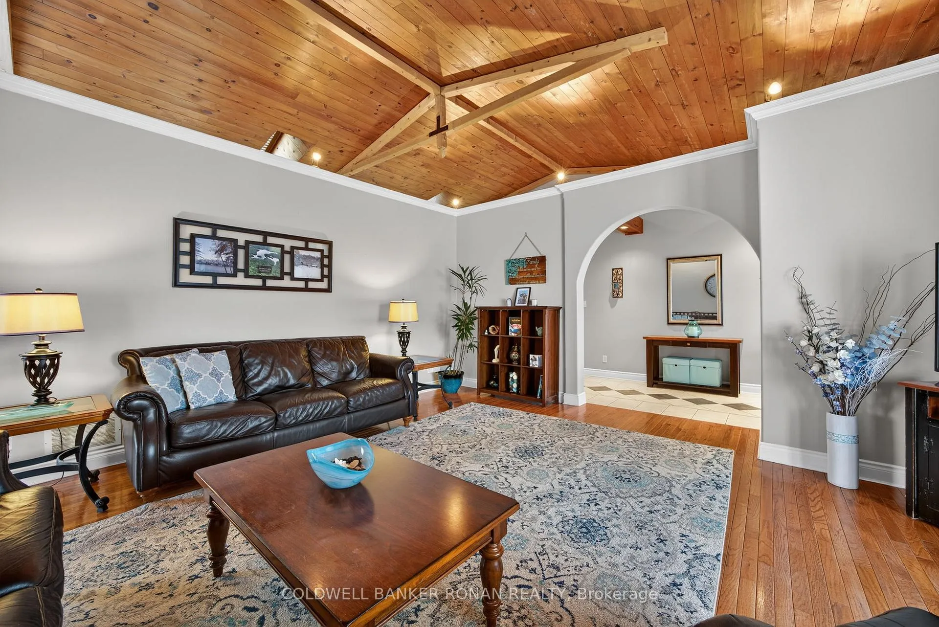 Photo 10 of 4886 15th Side Road, New Tecumseth, Rural New Tecumseth — HOMEH