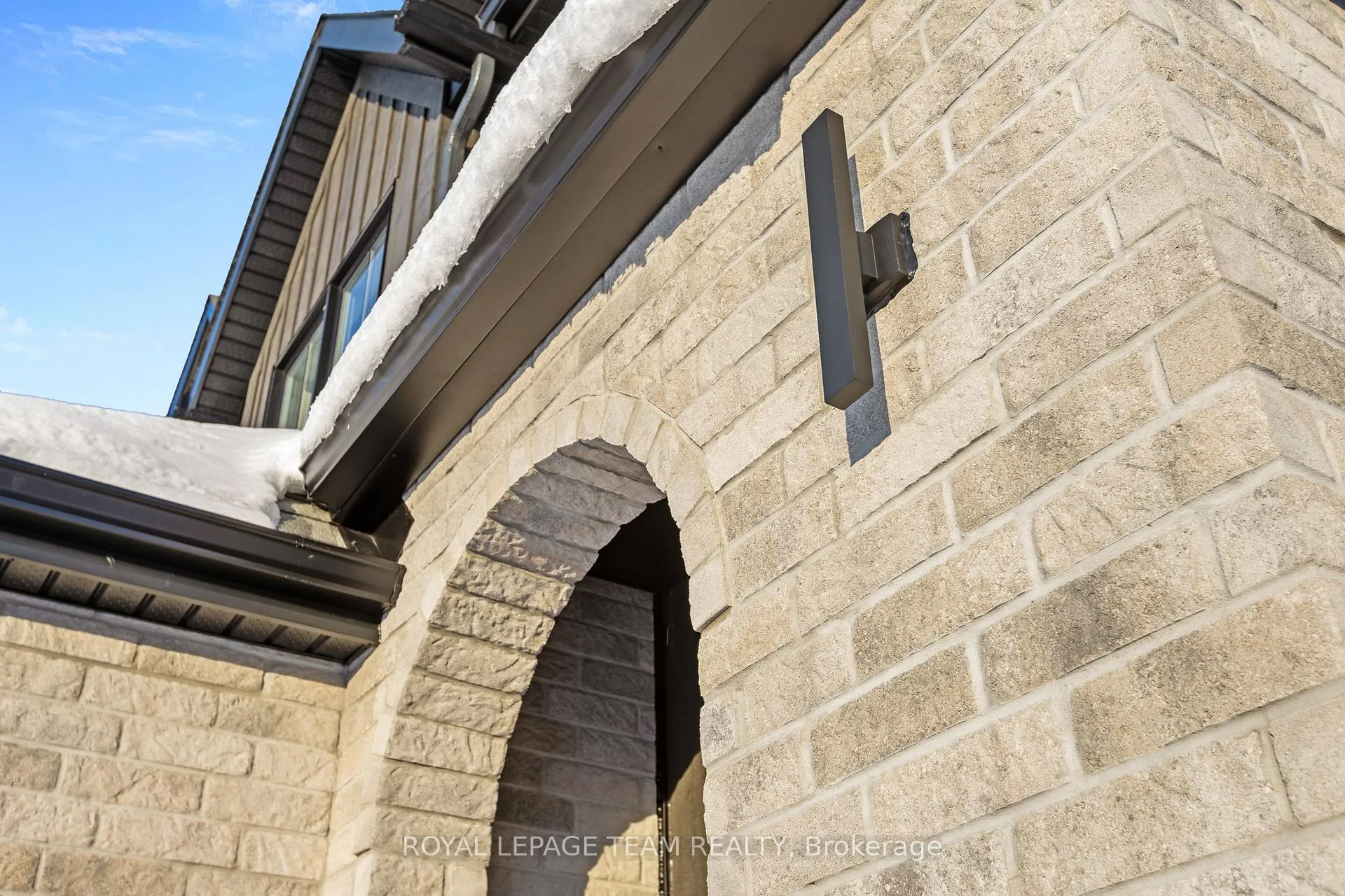 Photo 4 of 730 Tailslide Private, Ottawa, Huntley Ward (South East) — HOMEH