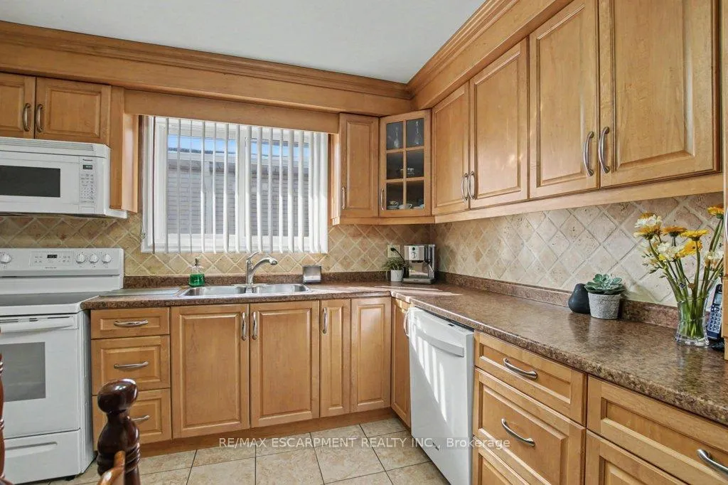 Photo 12 of 18 Ridley Drive, Hamilton, Quinndale — HOMEH