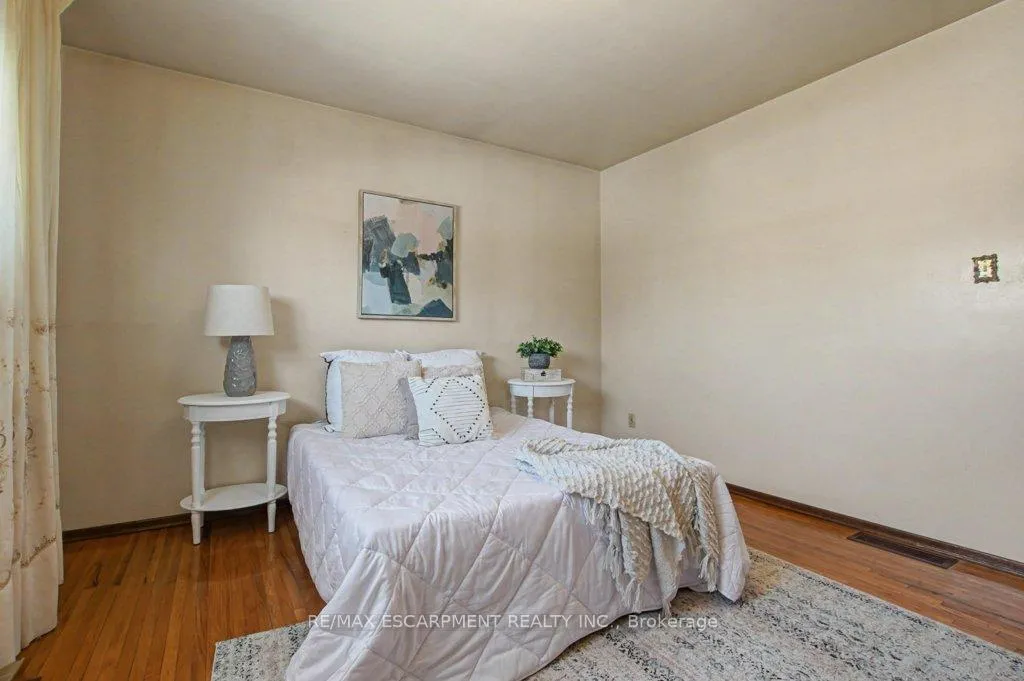 Photo 22 of 18 Ridley Drive, Hamilton, Quinndale — HOMEH