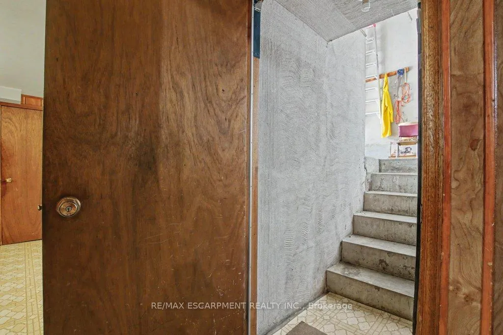 Photo 35 of 18 Ridley Drive, Hamilton, Quinndale — HOMEH
