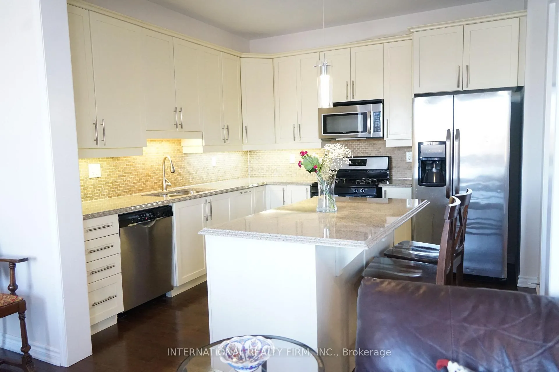 Photo 9 of 1011 Leger Way, Milton, Willmott — HOMEH