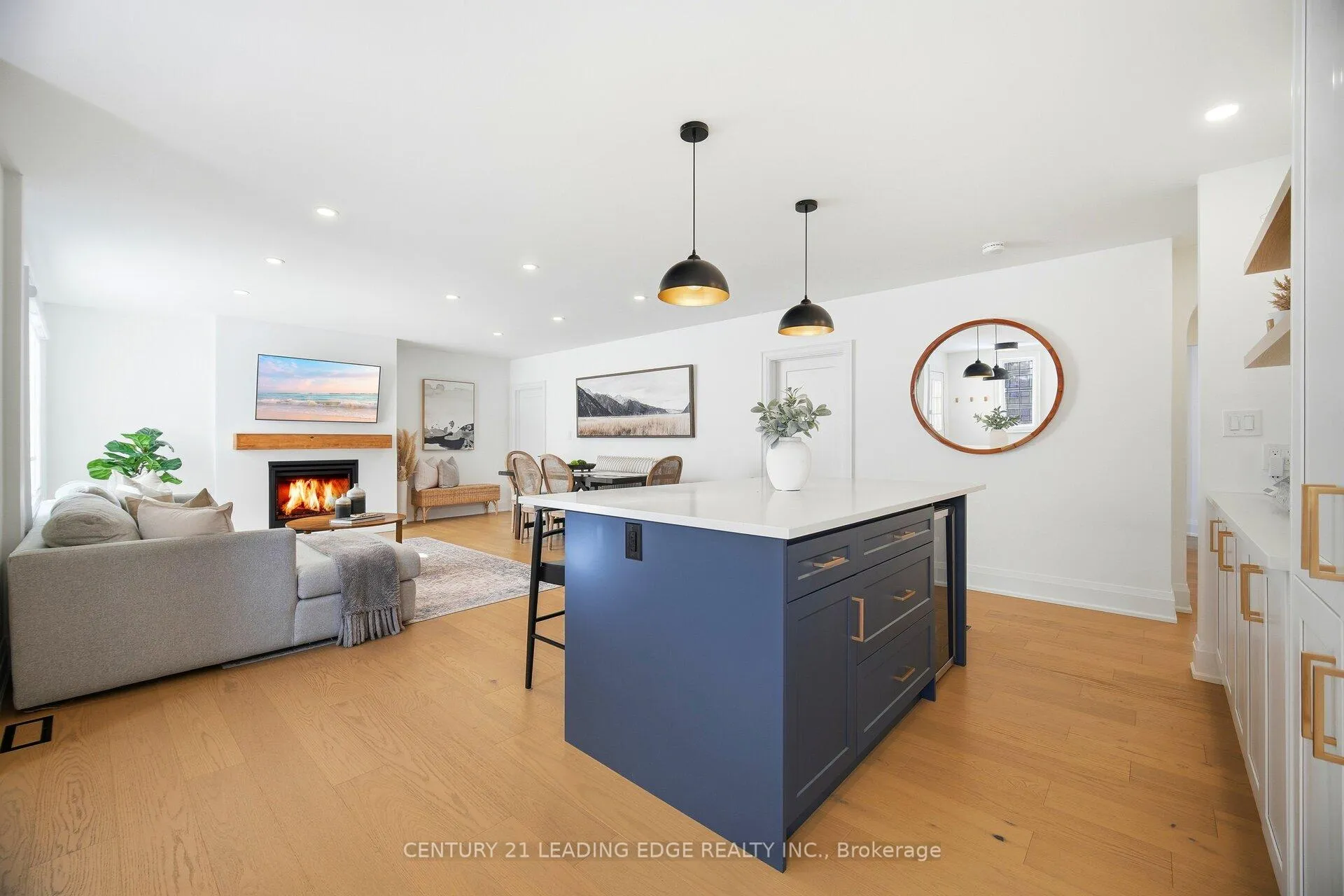 Photo 23 of 979 Kingsway Drive, Burlington, LaSalle — HOMEH