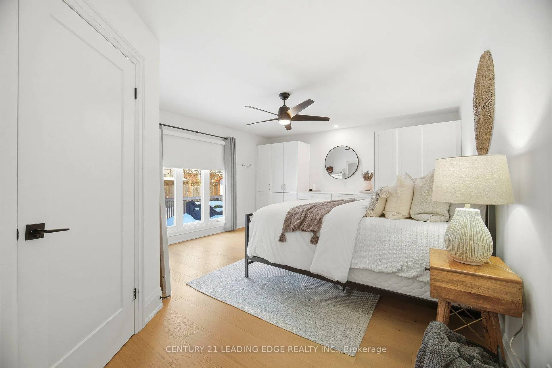 Photo 33 of 979 Kingsway Drive, Burlington, LaSalle — HOMEH