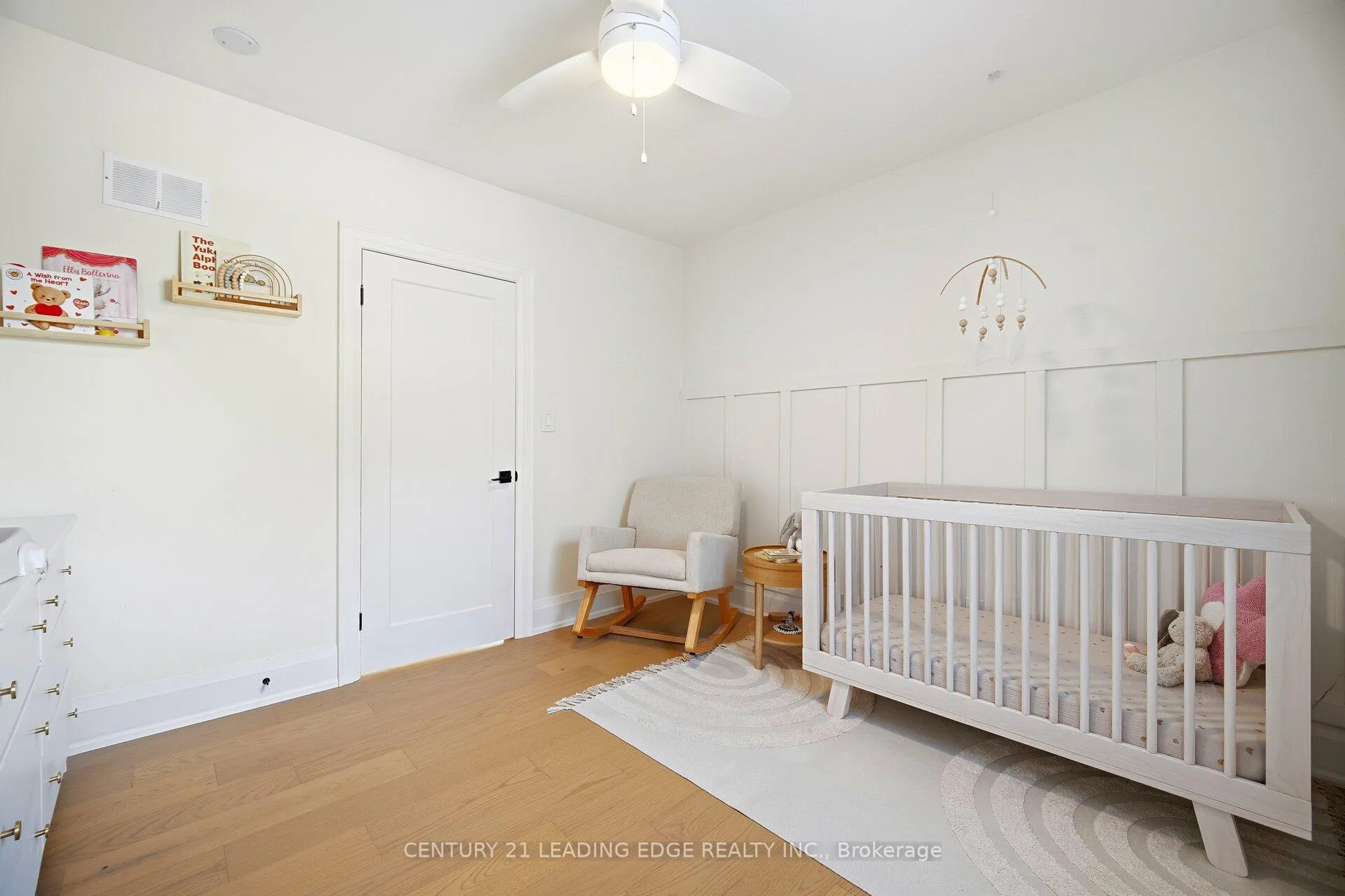 Photo 38 of 979 Kingsway Drive, Burlington, LaSalle — HOMEH