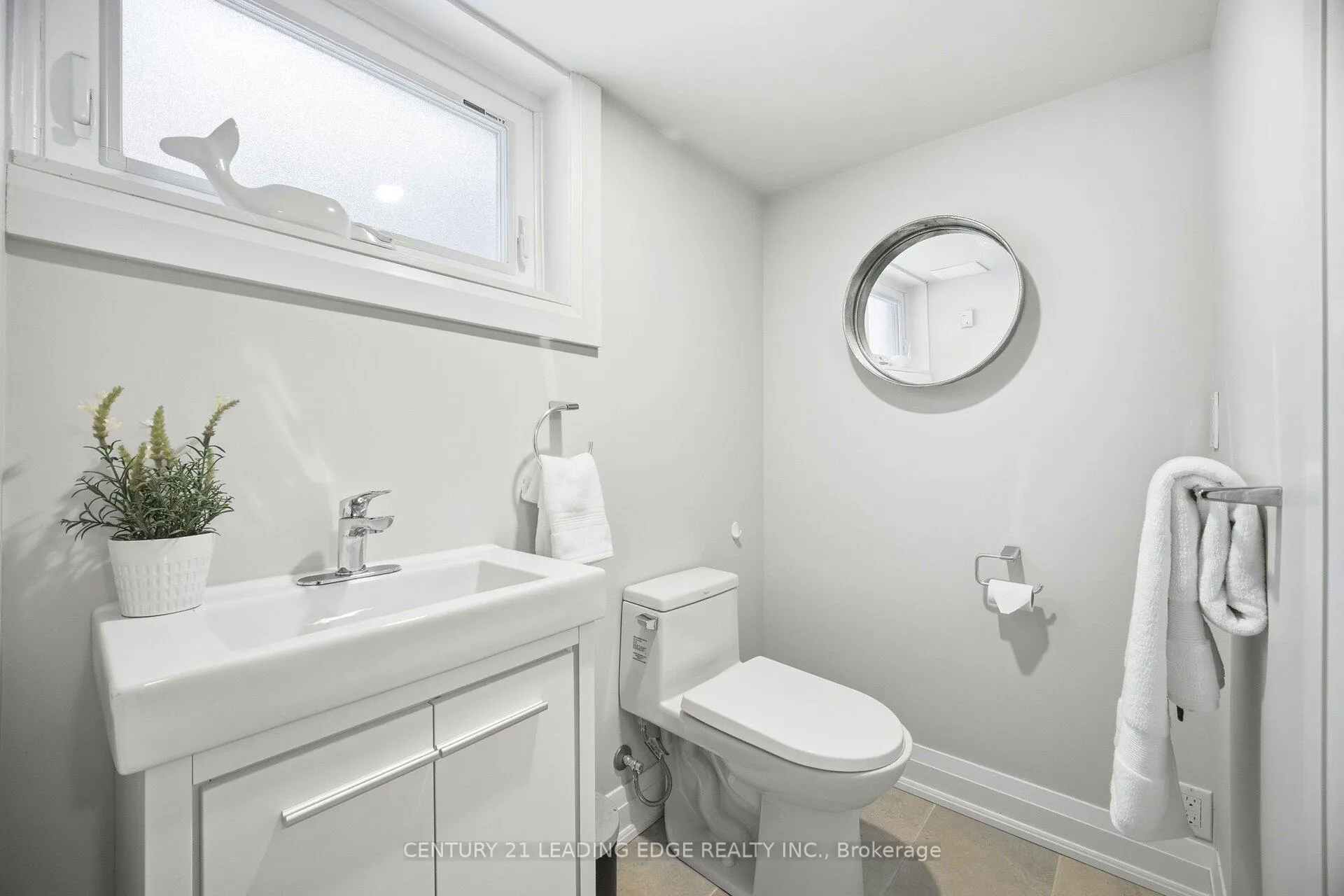 Photo 45 of 979 Kingsway Drive, Burlington, LaSalle — HOMEH