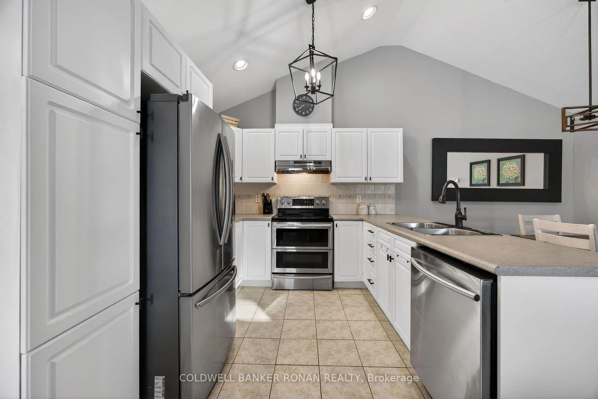 Photo 7 of 57 Cowan Avenue, New Tecumseth, Alliston — HOMEH