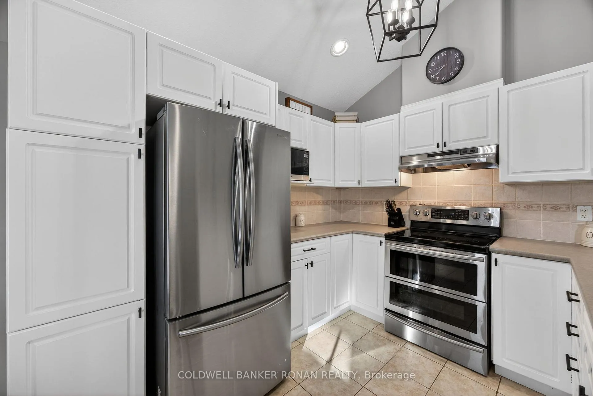 Photo 9 of 57 Cowan Avenue, New Tecumseth, Alliston — HOMEH
