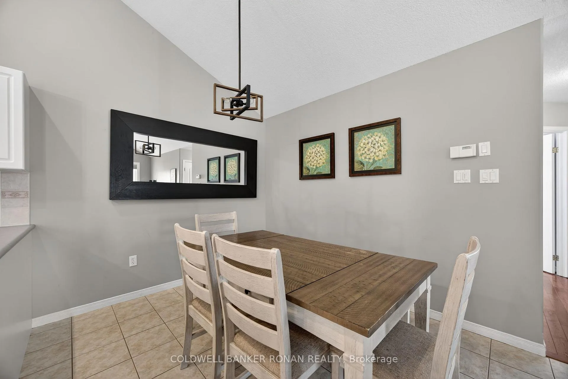 Photo 12 of 57 Cowan Avenue, New Tecumseth, Alliston — HOMEH