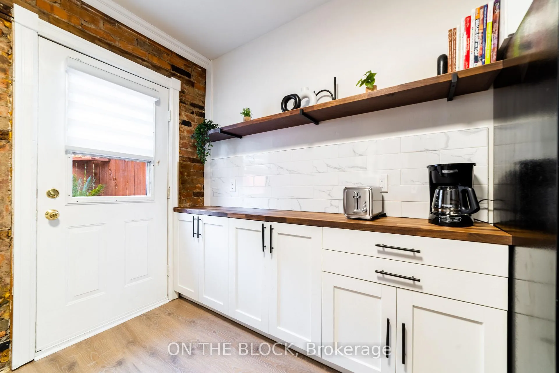 Photo 6 of Unit 2, 19 Century Street, Hamilton, Landsdale — HOMEH