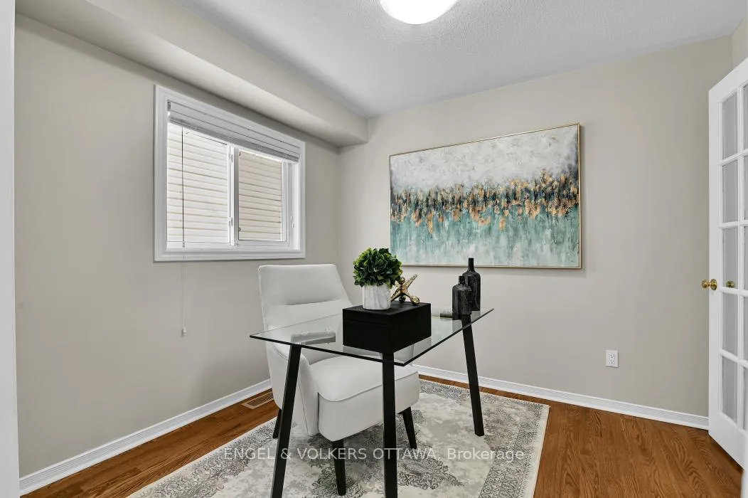 Photo 13 of 123 Longshire Circle, Ottawa, Barrhaven - Longfields — HOMEH