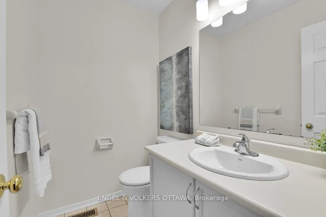 Photo 14 of 123 Longshire Circle, Ottawa, Barrhaven - Longfields — HOMEH