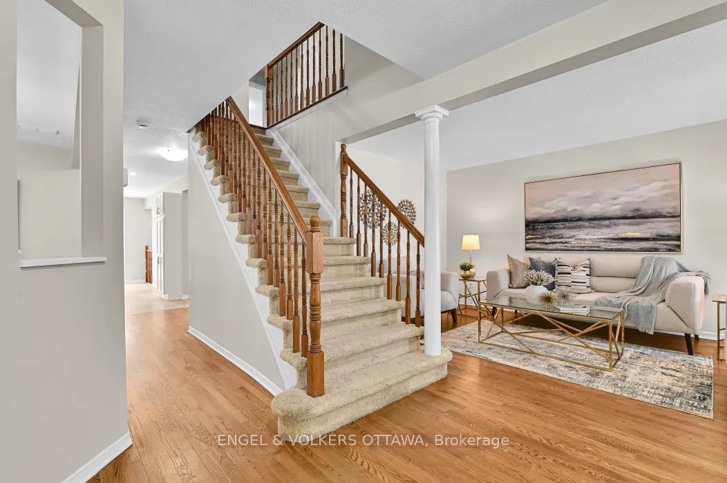 Photo 15 of 123 Longshire Circle, Ottawa, Barrhaven - Longfields — HOMEH