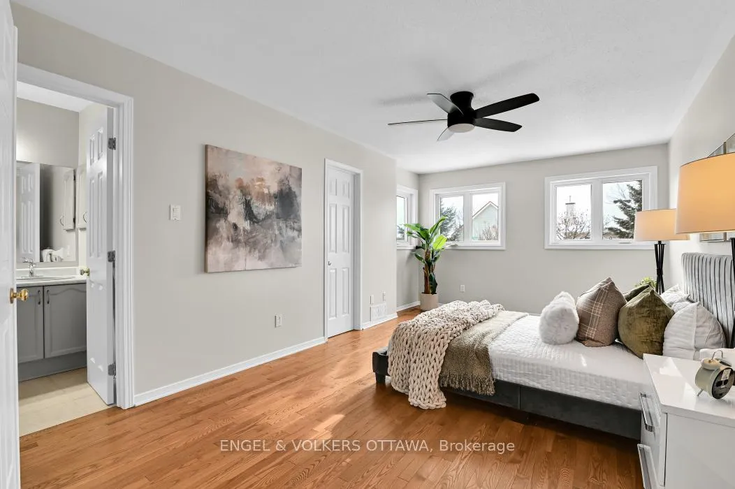 Photo 18 of 123 Longshire Circle, Ottawa, Barrhaven - Longfields — HOMEH