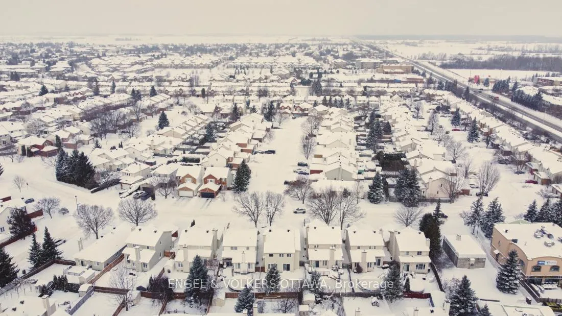 Photo 40 of 123 Longshire Circle, Ottawa, Barrhaven - Longfields — HOMEH