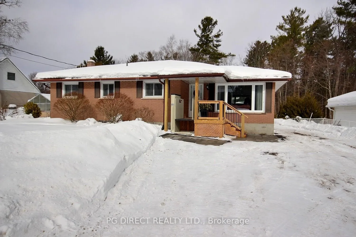 Photo 1 of 209 Murray Street, Quinte West, Murray Ward — HOMEH