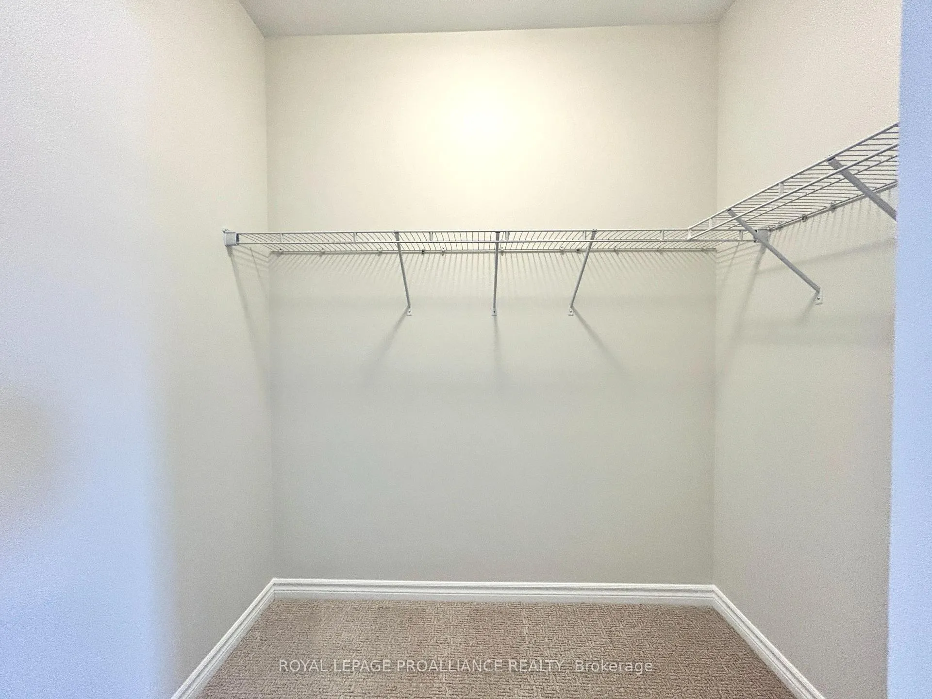 Photo 12 of 132 Stonecrest Boulevard, Quinte West, Sidney Ward — HOMEH