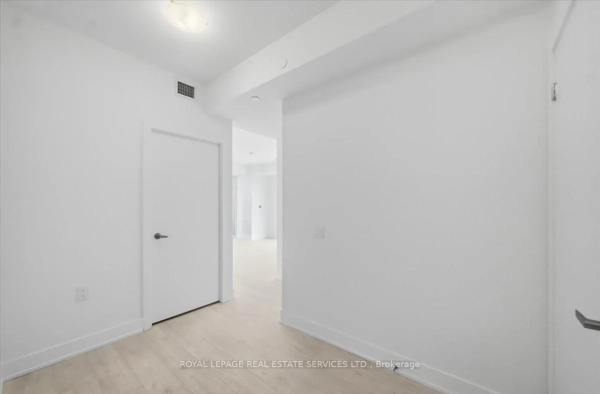Photo 9 of Unit 303, 2088 James Street, Burlington, Brant — HOMEH