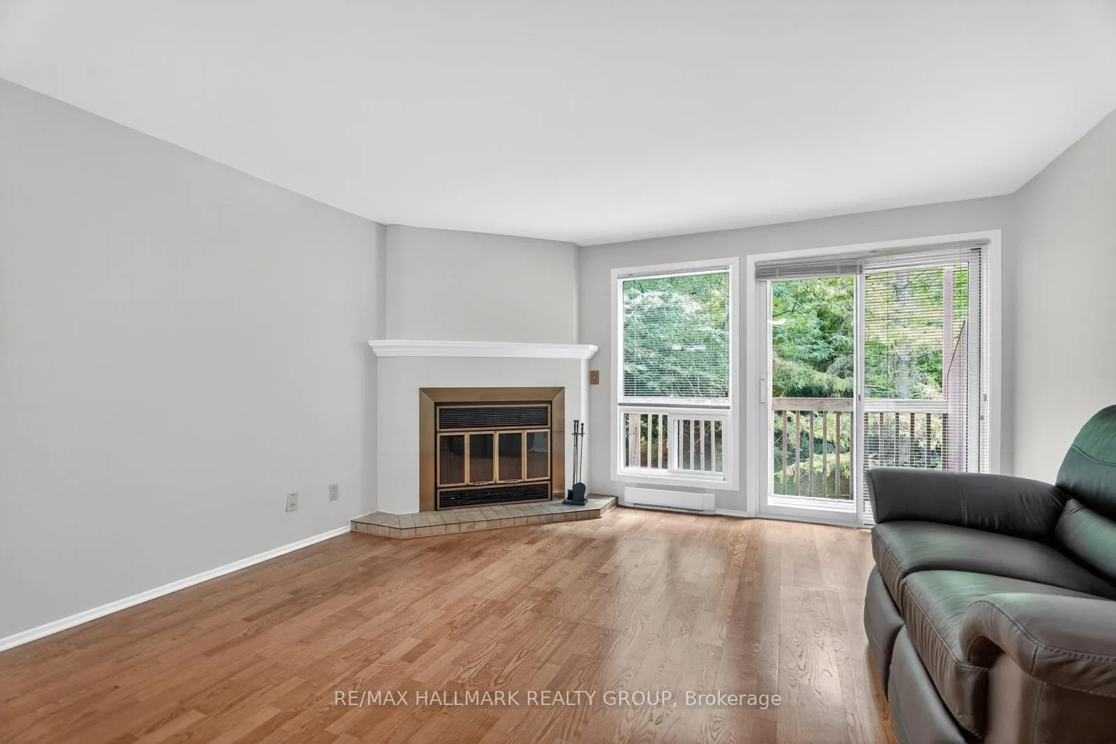 Photo 14 of Unit B, 6746 Jeanne Darc Boulevard, Ottawa, Convent Glen North — HOMEH