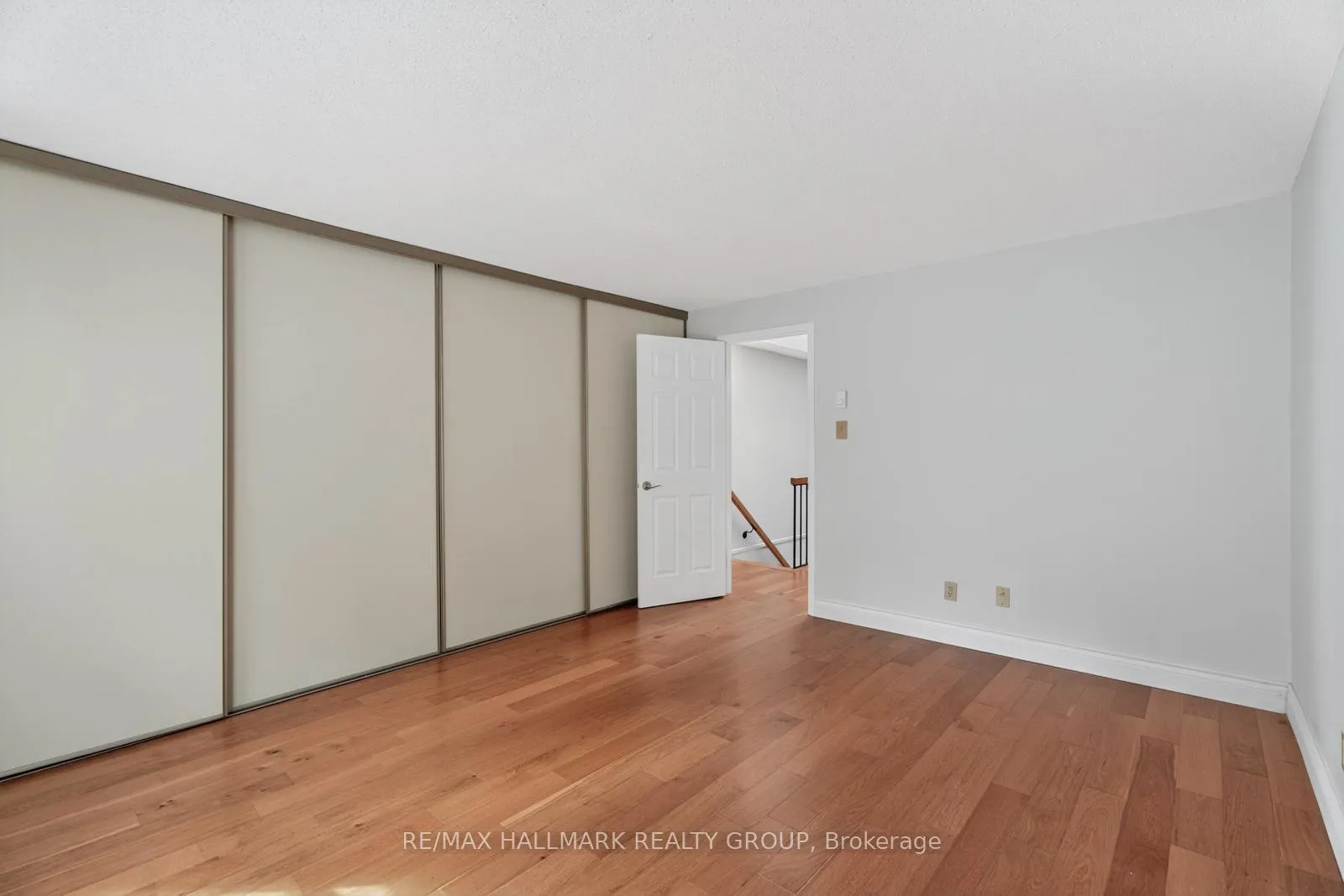 Photo 32 of Unit B, 6746 Jeanne Darc Boulevard, Ottawa, Convent Glen North — HOMEH