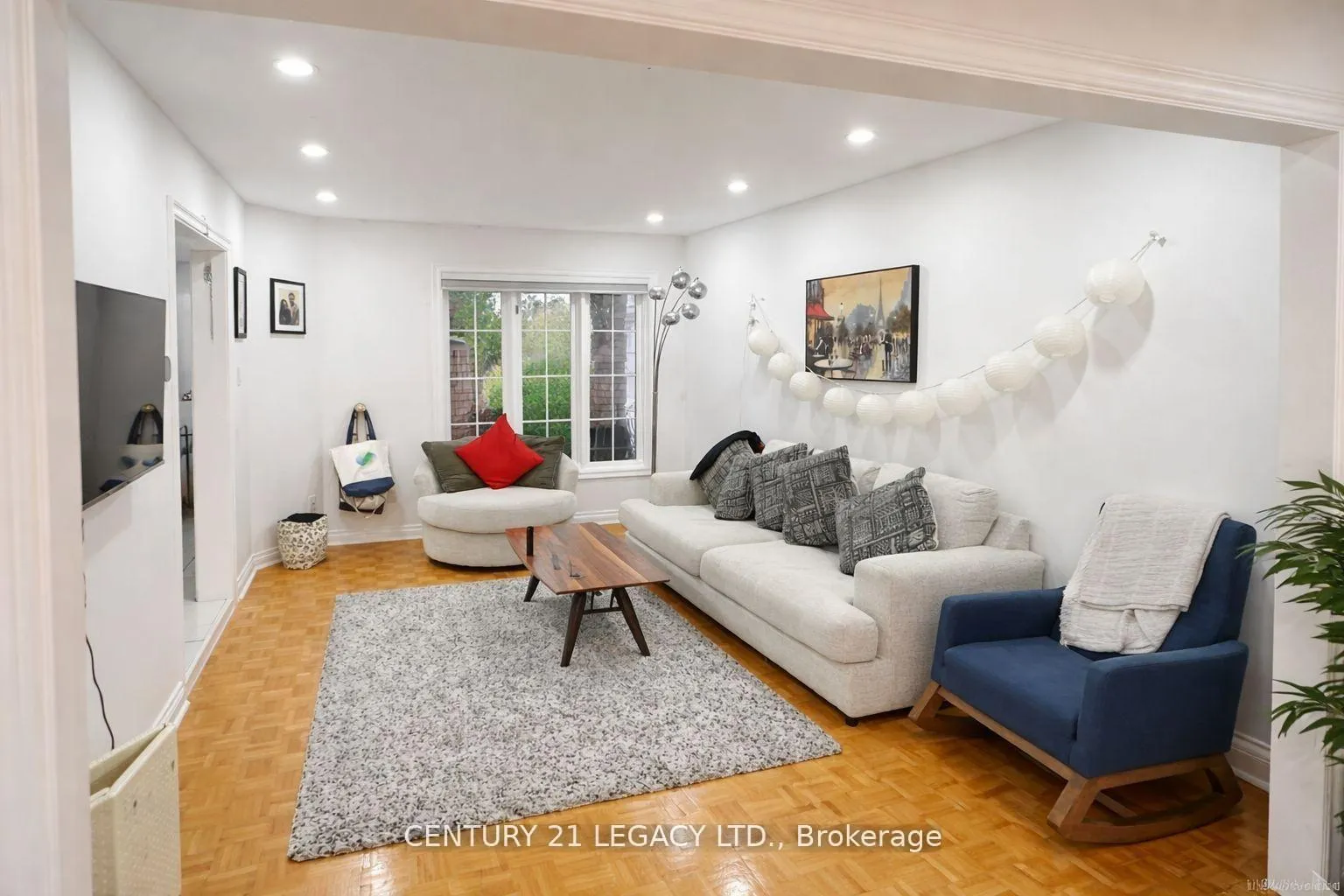 Photo 3 of 44 Gower Street, Toronto, O'Connor-Parkview — HOMEH