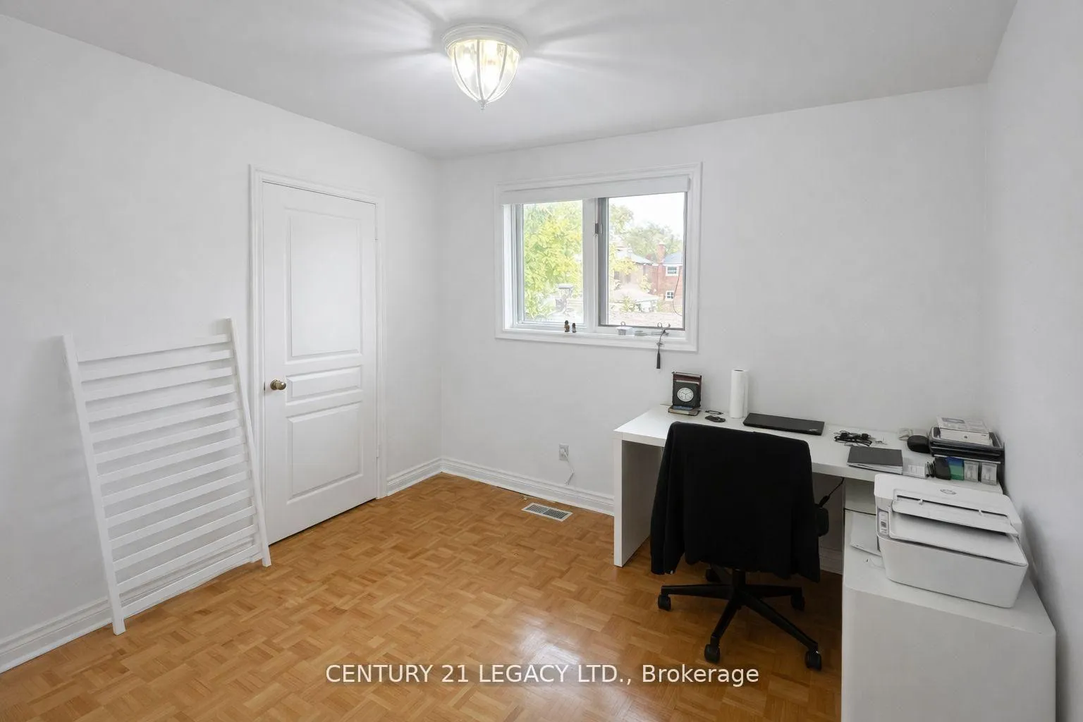 Photo 9 of 44 Gower Street, Toronto, O'Connor-Parkview — HOMEH