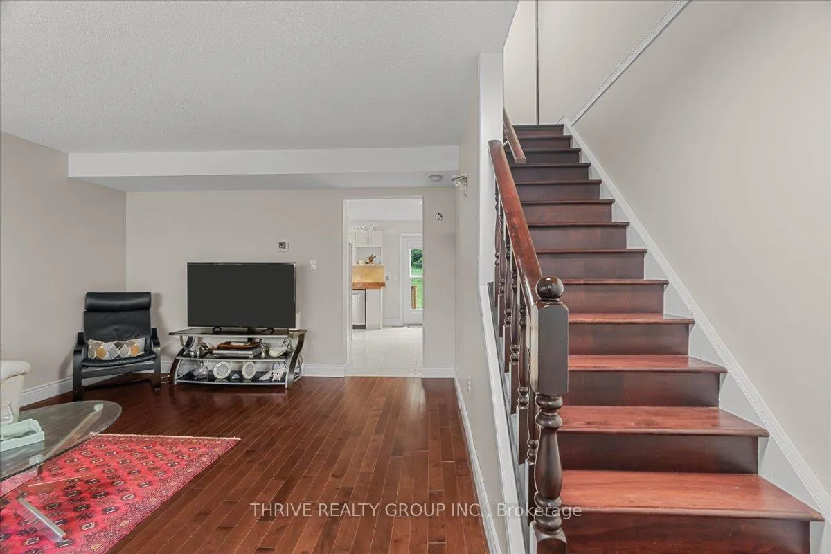 Photo 5 of Unit 19, 101 Brookside Street, London, South I — HOMEH