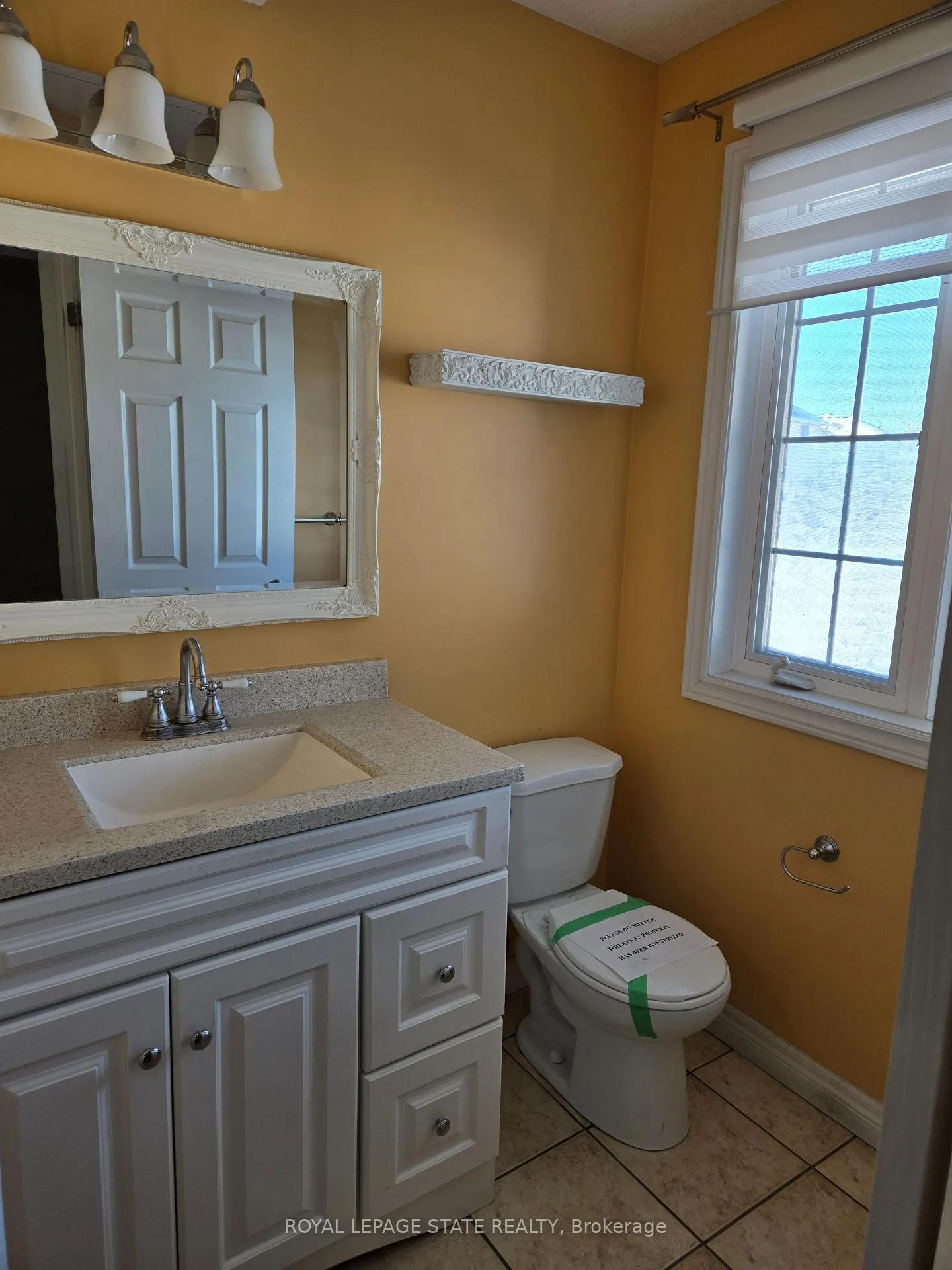 Photo 2 of 168 Whittaker Crescent, Waterloo — HOMEH