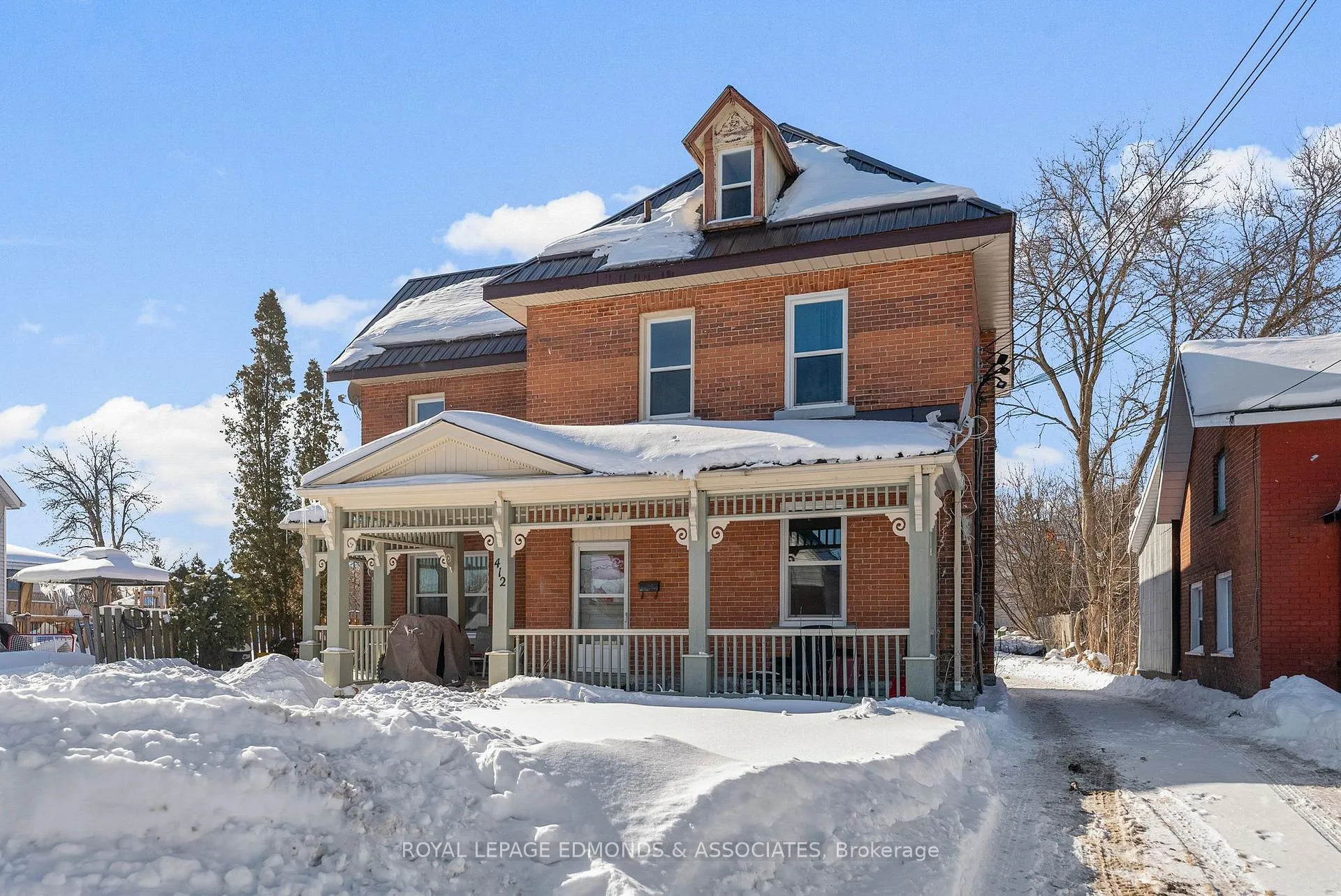 Photo 2 of 412 Murray Street, Pembroke — HOMEH