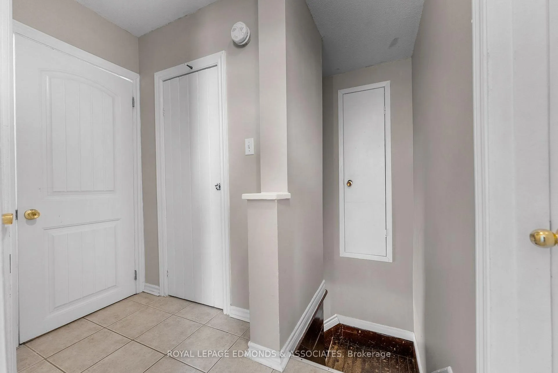 Photo 13 of 412 Murray Street, Pembroke — HOMEH