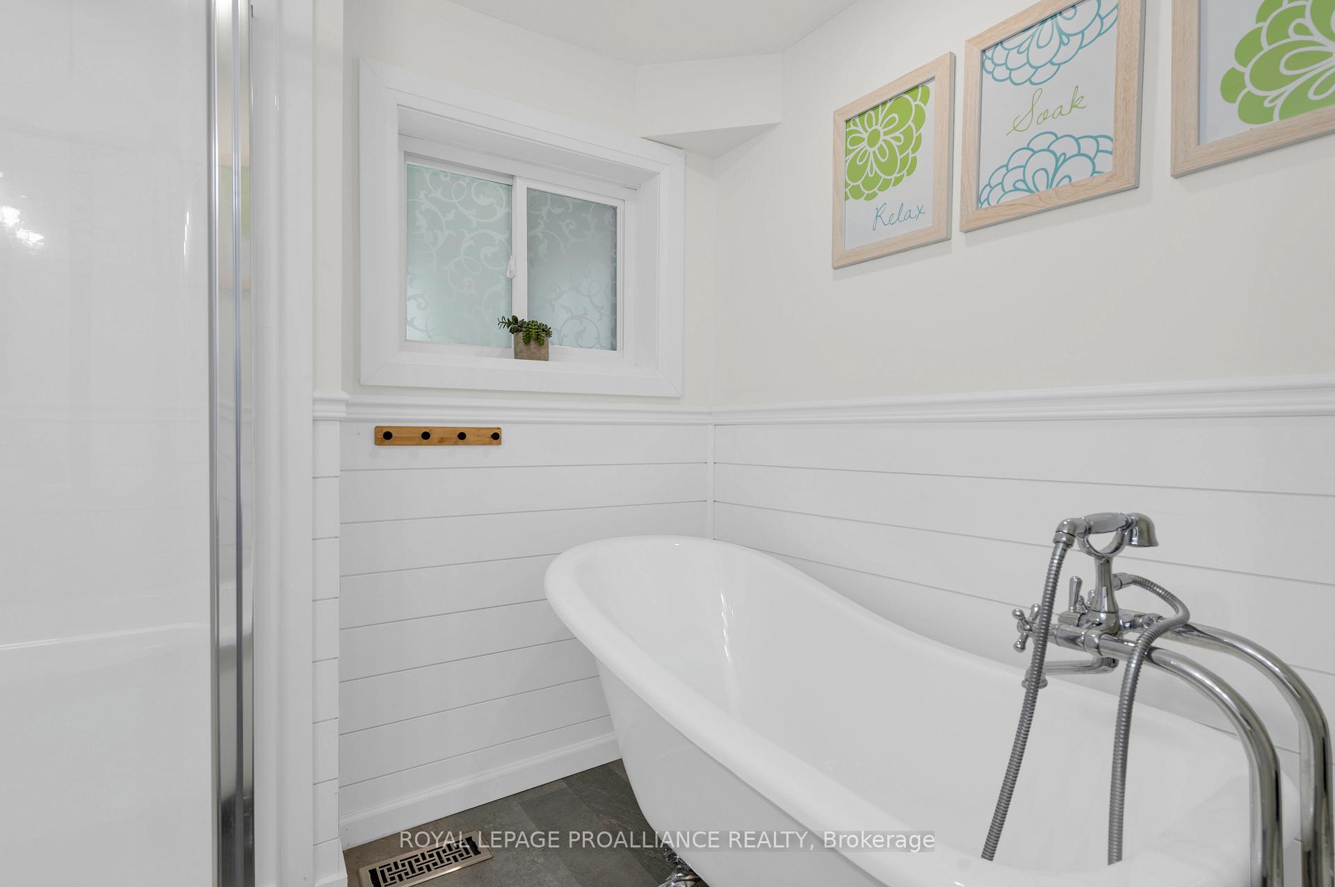 Photo 13 of 11100 Highway 62, Madoc — HOMEH