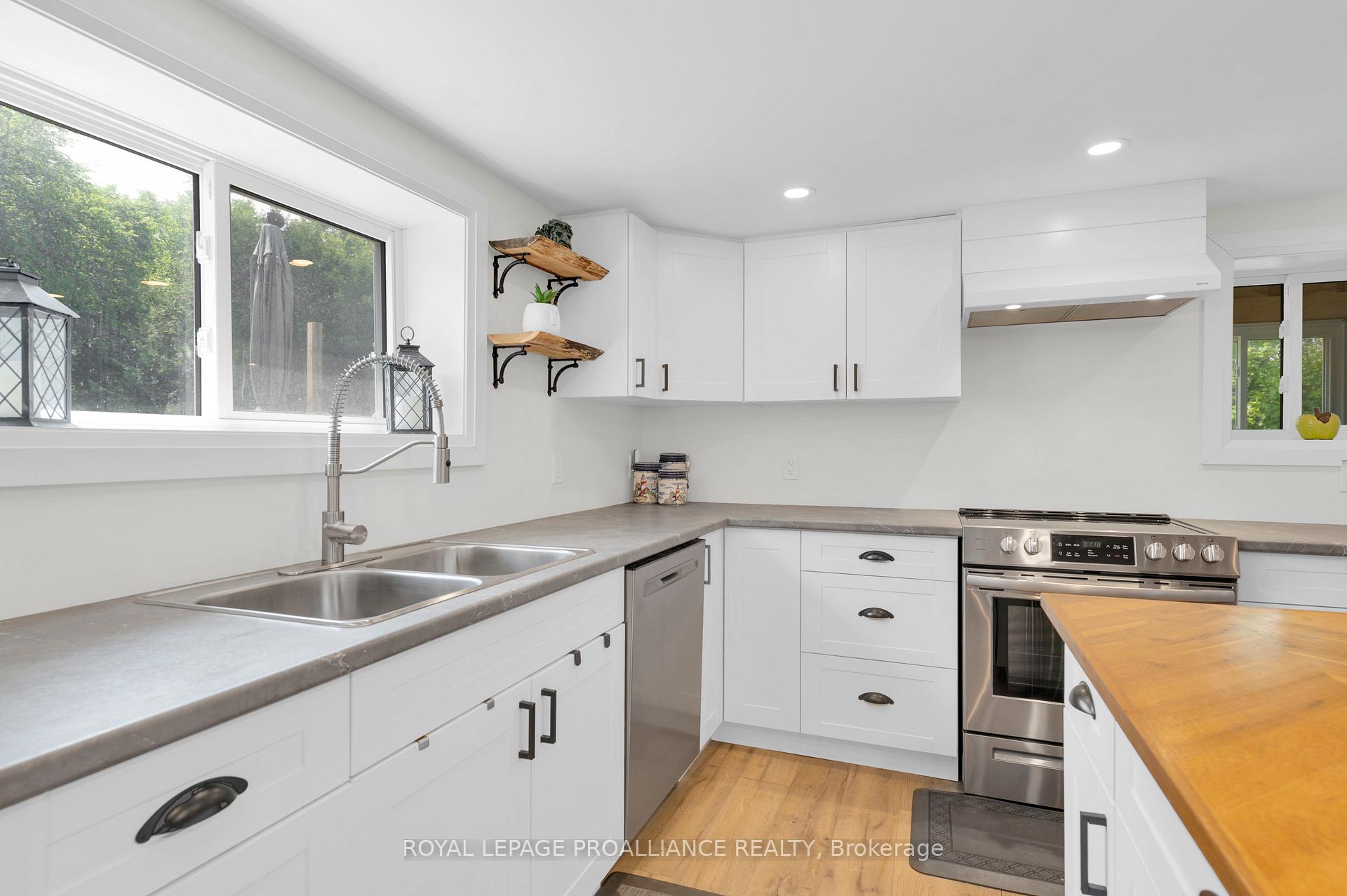 Photo 16 of 11100 Highway 62, Madoc — HOMEH