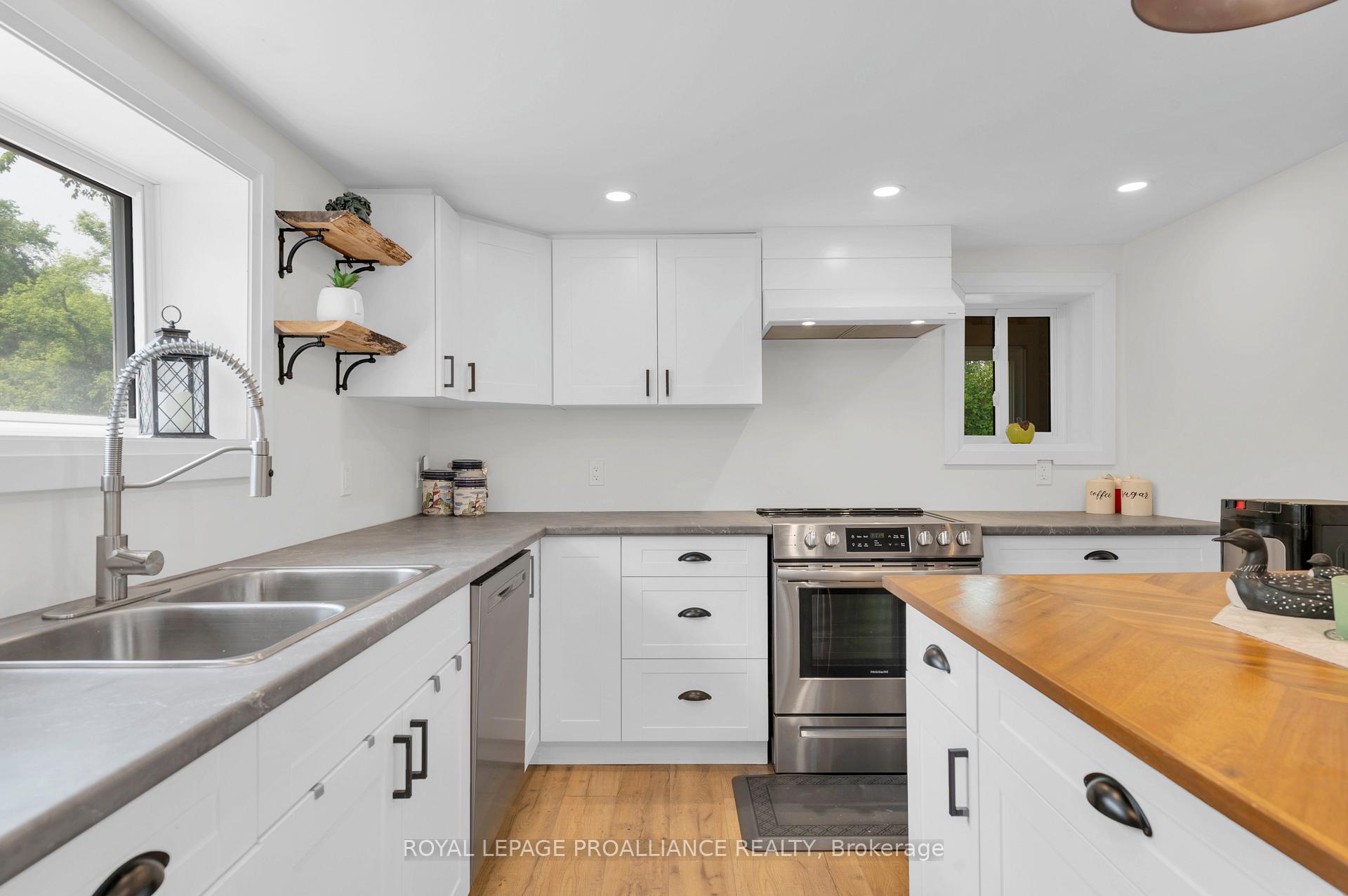 Photo 17 of 11100 Highway 62, Madoc — HOMEH