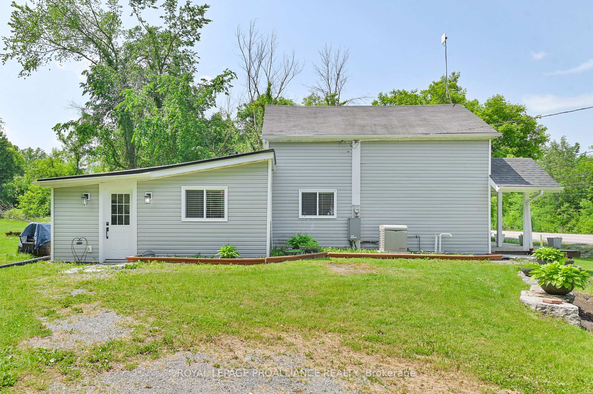 Photo 27 of 11100 Highway 62, Madoc — HOMEH