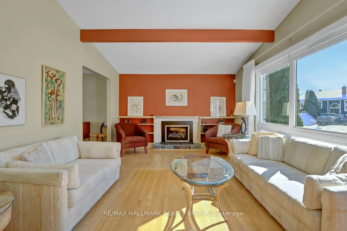 Photo 9 of 629 Glenhurst Crescent, Ottawa, Beacon Hill North — HOMEH