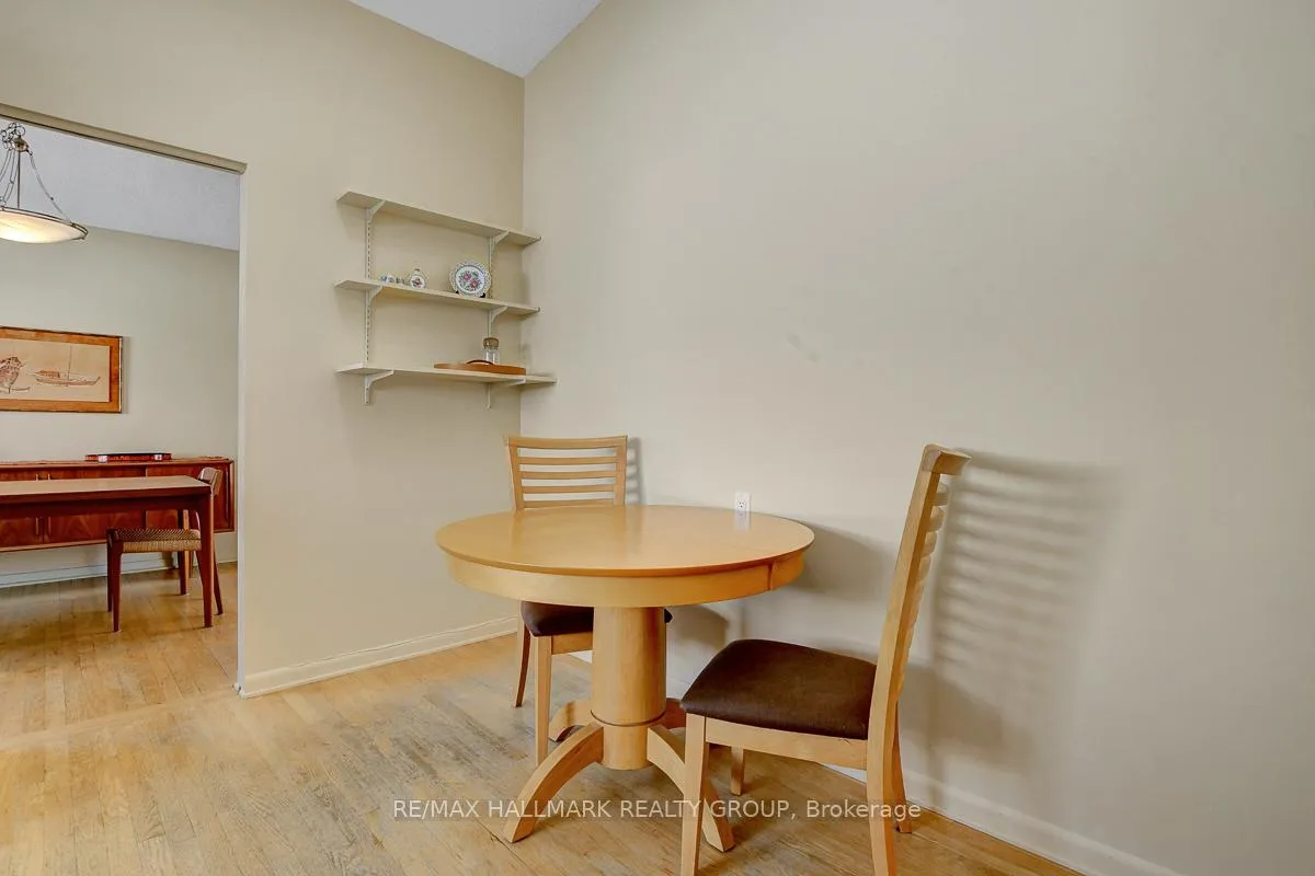 Photo 21 of 629 Glenhurst Crescent, Ottawa, Beacon Hill North — HOMEH