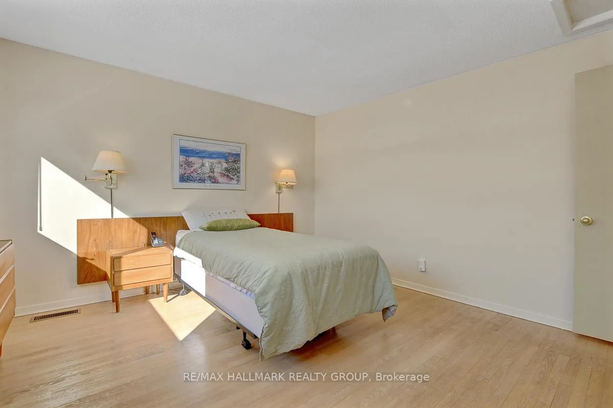 Photo 27 of 629 Glenhurst Crescent, Ottawa, Beacon Hill North — HOMEH