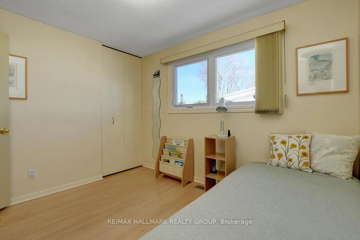 Photo 32 of 629 Glenhurst Crescent, Ottawa, Beacon Hill North — HOMEH