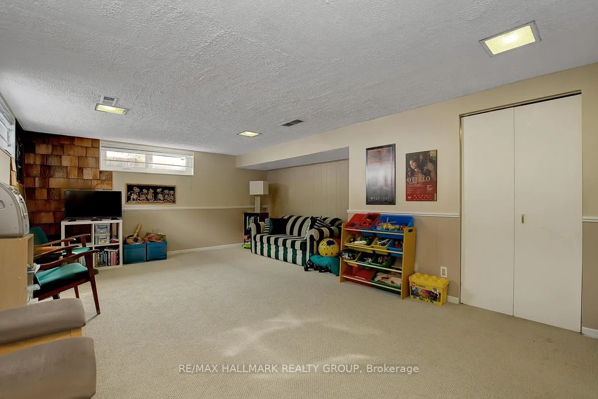 Photo 38 of 629 Glenhurst Crescent, Ottawa, Beacon Hill North — HOMEH