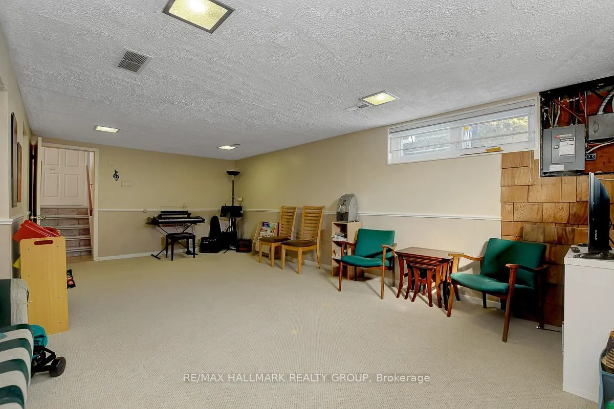 Photo 40 of 629 Glenhurst Crescent, Ottawa, Beacon Hill North — HOMEH