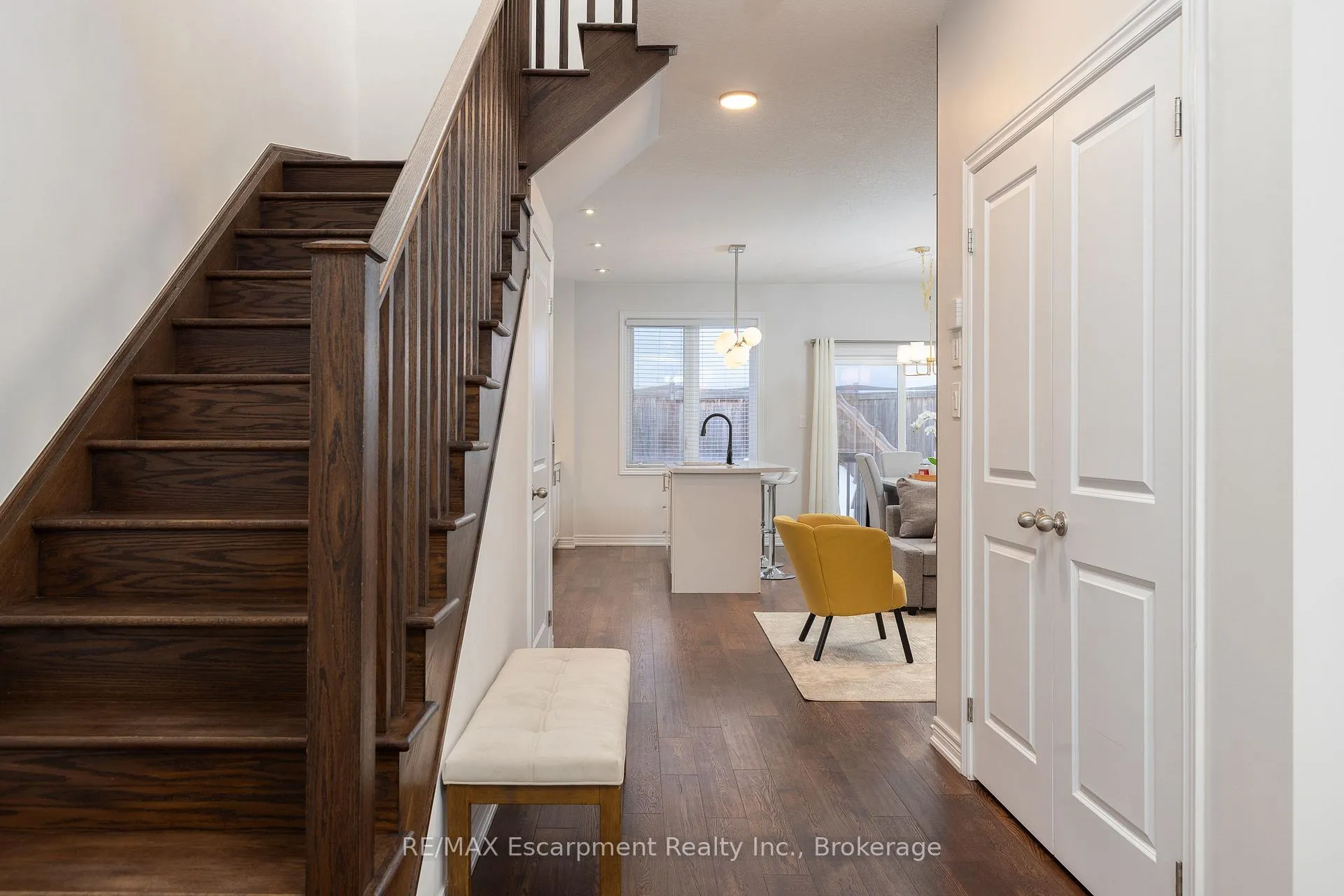 Photo 4 of 31 Pinot Crescent, Hamilton, Fruitland — HOMEH