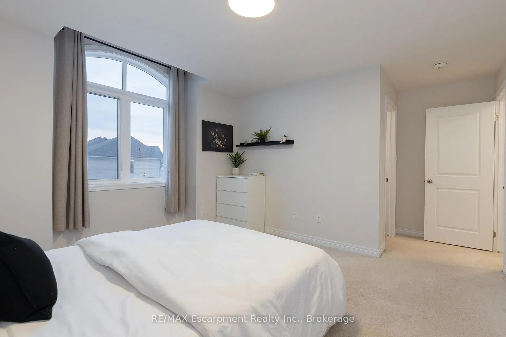 Photo 13 of 31 Pinot Crescent, Hamilton, Fruitland — HOMEH