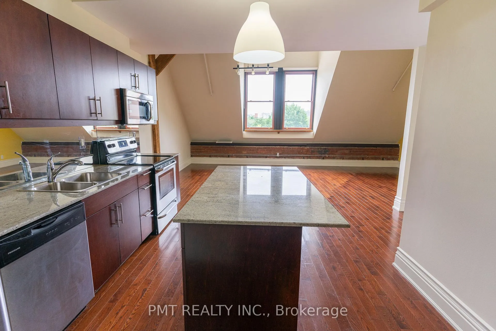 Photo 4 of Unit PH17, 200 Stinson Street, Hamilton, Stinson — HOMEH