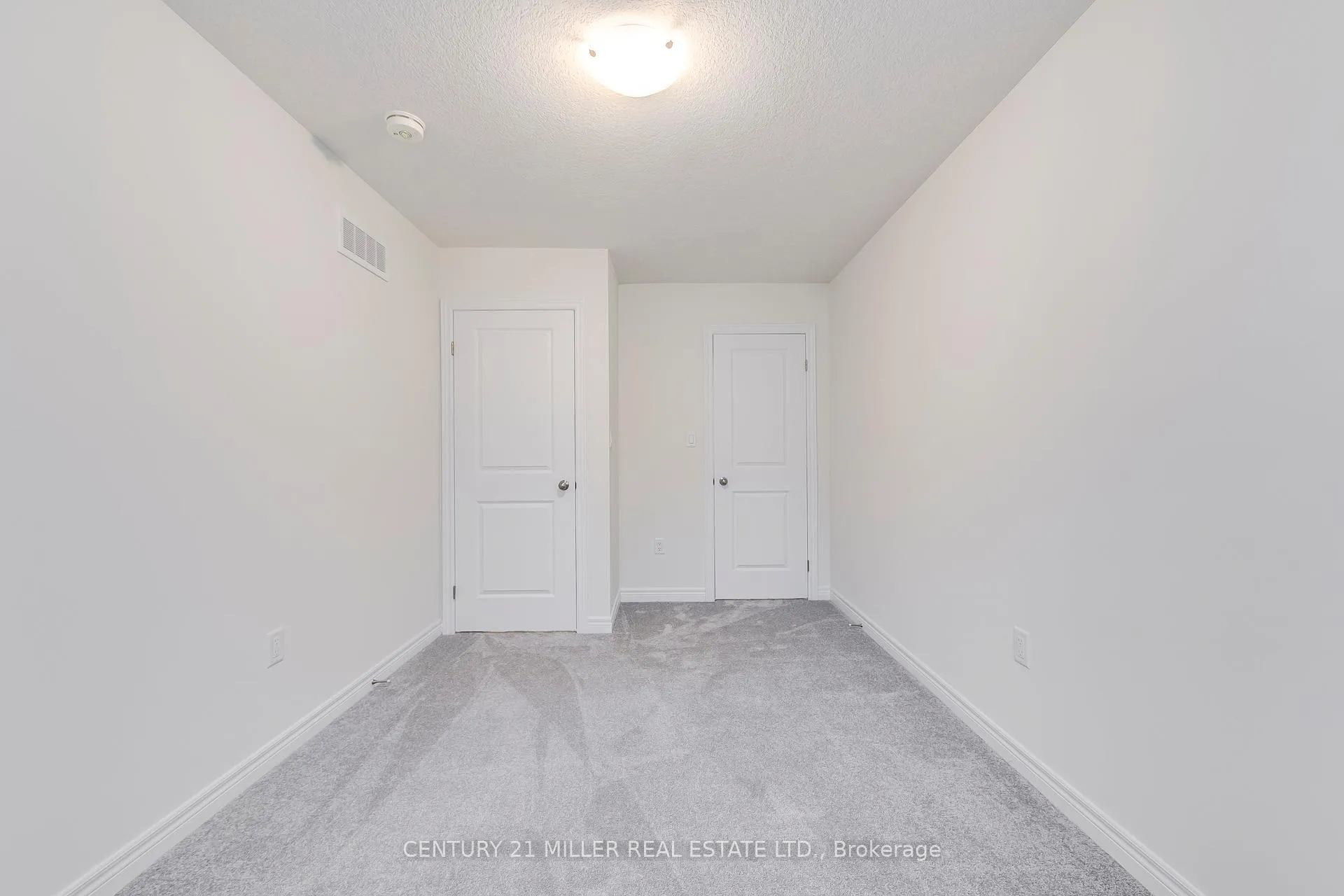 Photo 31 of 33 Beasley Grove, Hamilton, Ancaster — HOMEH