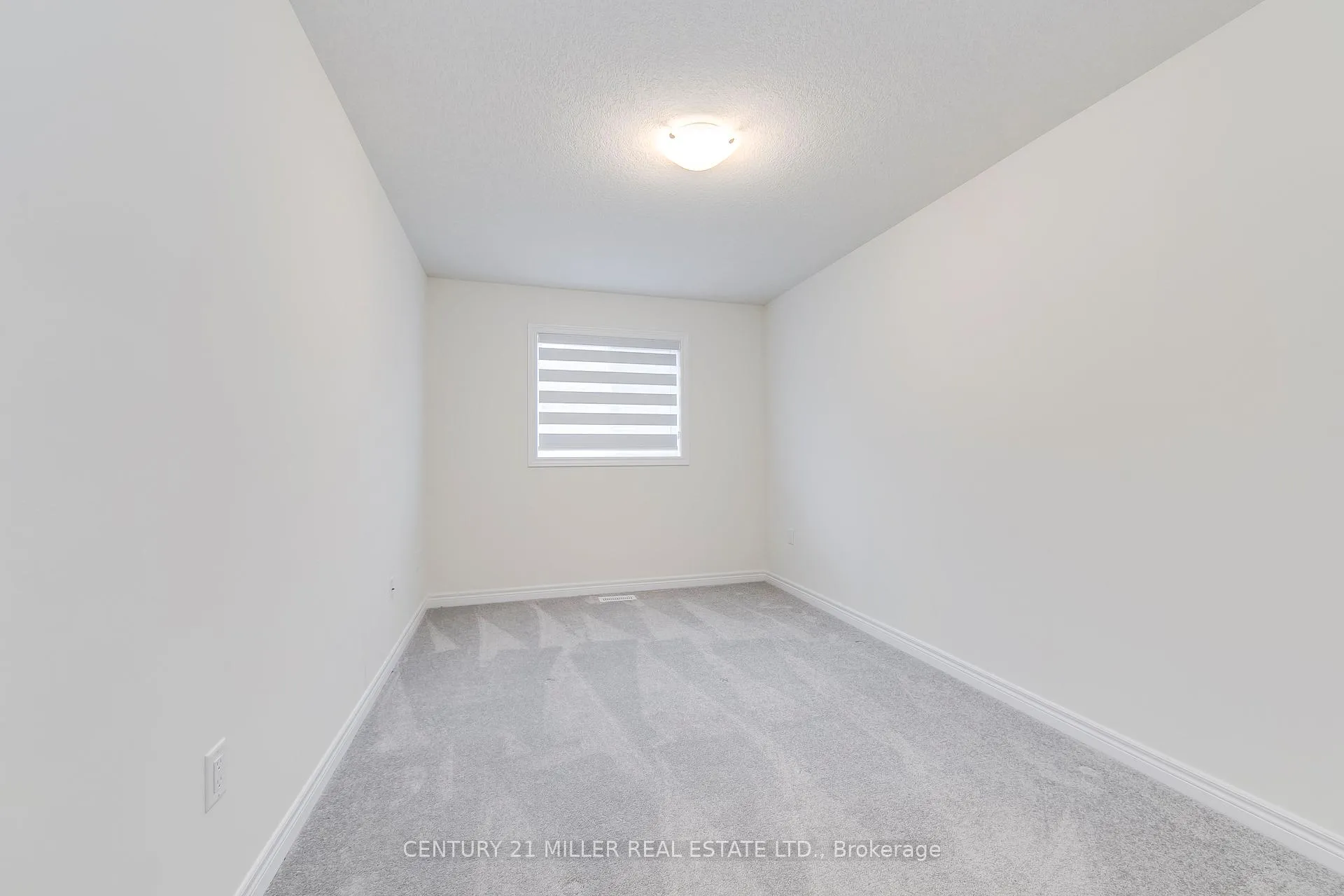 Photo 32 of 33 Beasley Grove, Hamilton, Ancaster — HOMEH