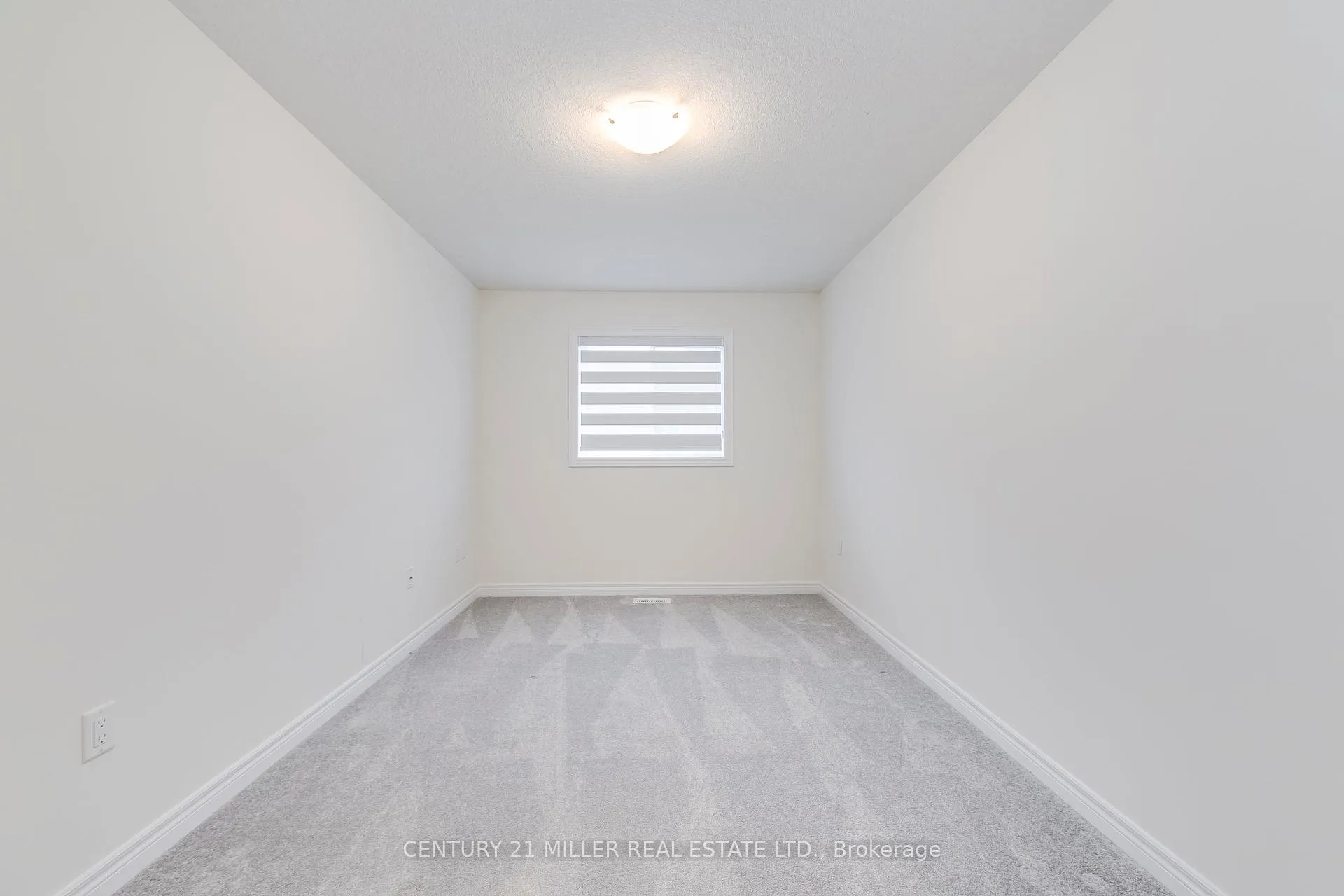 Photo 33 of 33 Beasley Grove, Hamilton, Ancaster — HOMEH