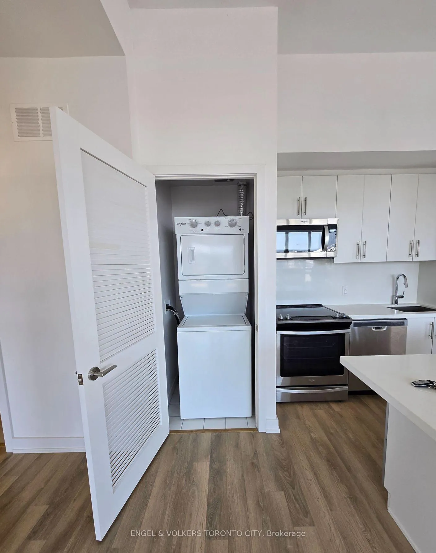 Photo 10 of Unit 127, 331 Broward Way S, Innisfil, Rural Innisfil — HOMEH